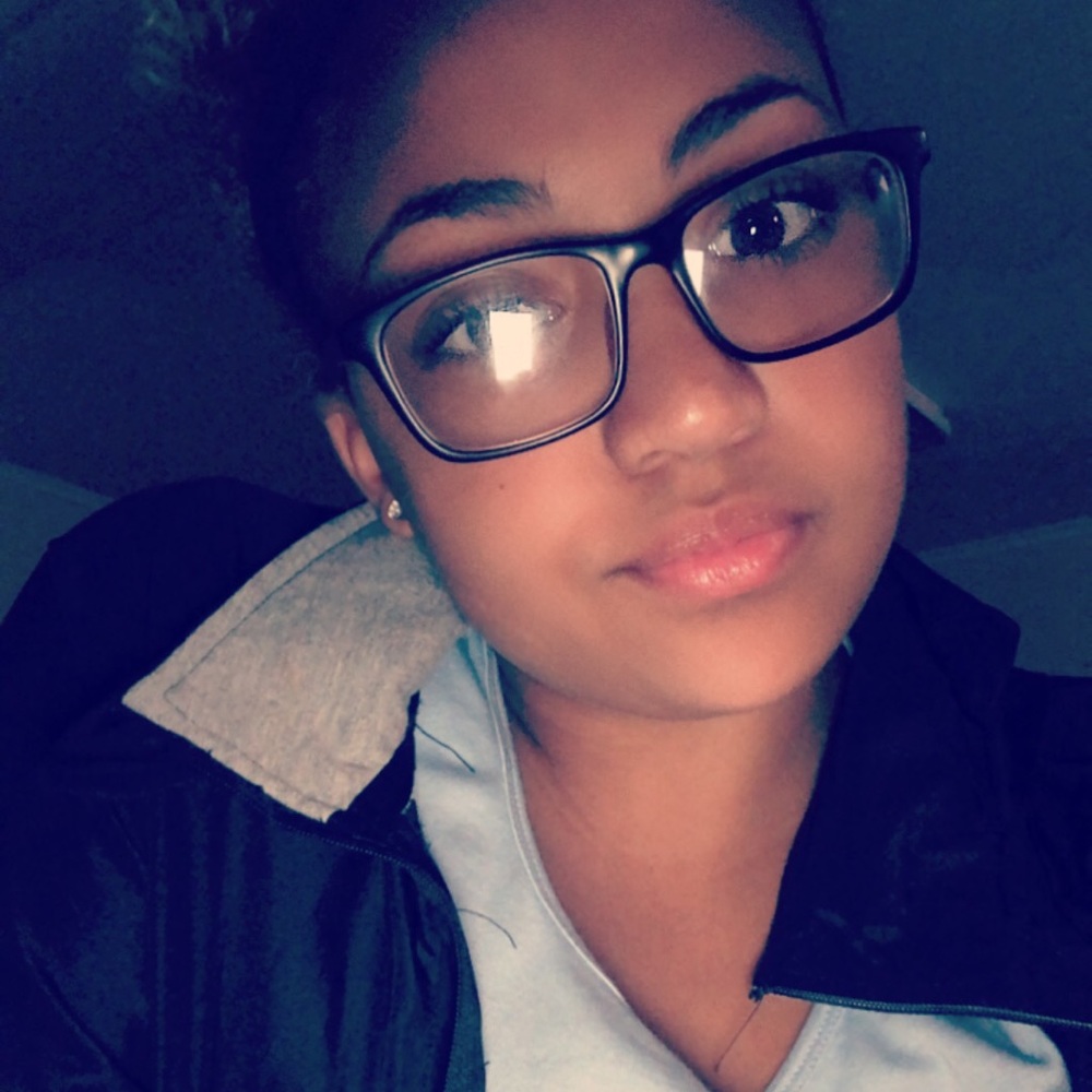 Meet your Posher, Lexi